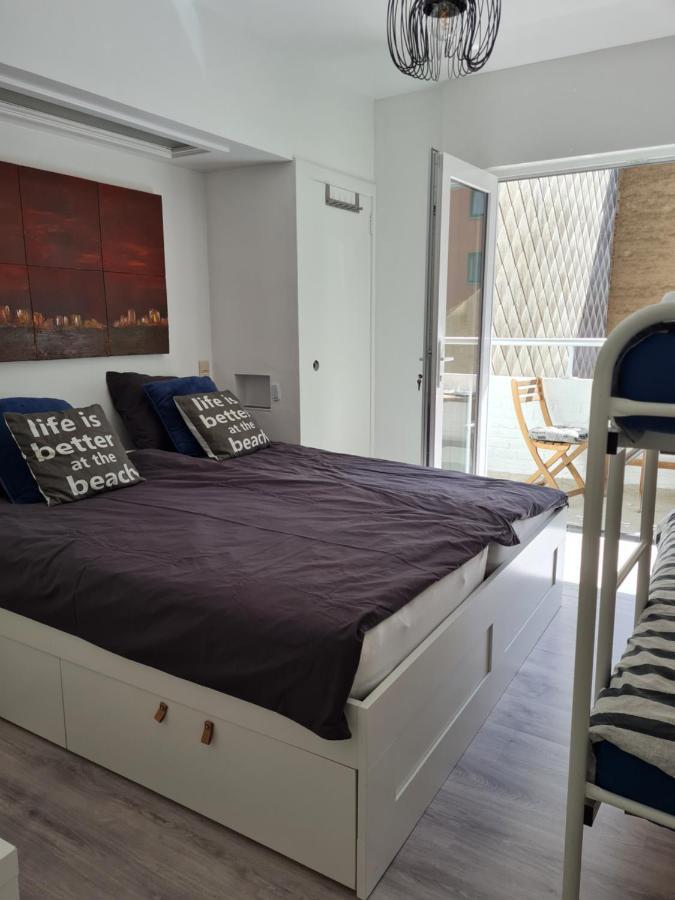 Modern Appartement Met Uniek Zeezicht Коксейде Экстерьер фото